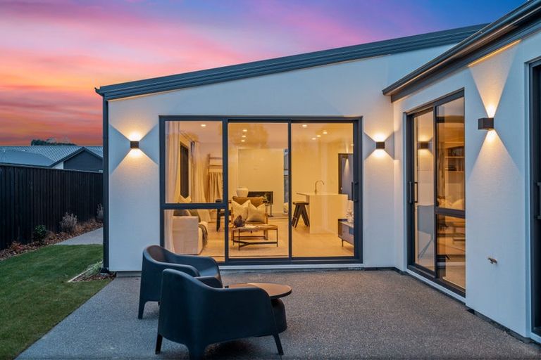 Photo of property in 16 Gingko Lane, Marshland, Christchurch, 8051