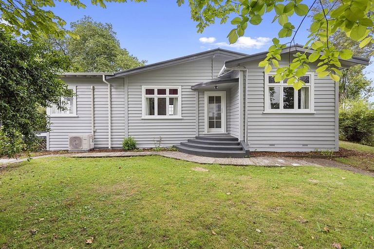 Photo of property in 329 Kihikihi Road, Te Awamutu, 3800