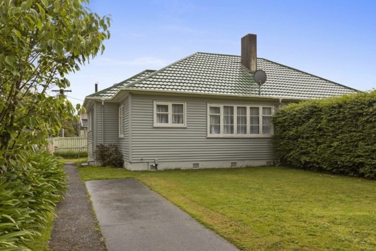 Photo of property in 57 Hewer Crescent, Naenae, Lower Hutt, 5011