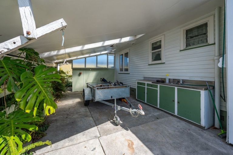 Photo of property in 32 Harold Holt Avenue, Onekawa, Napier, 4110