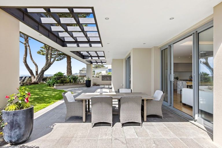 Photo of property in 359 Hibiscus Coast Highway, Orewa, 0931