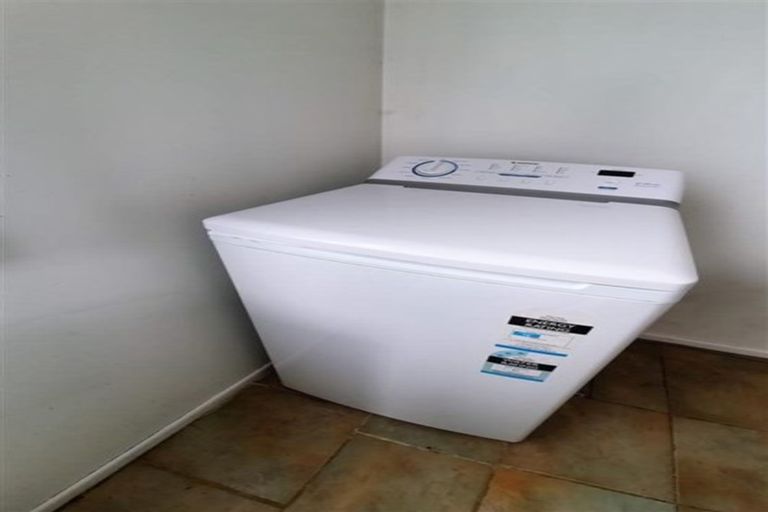 Photo of property in 39 Birdwood Avenue, Papatoetoe, Auckland, 2025