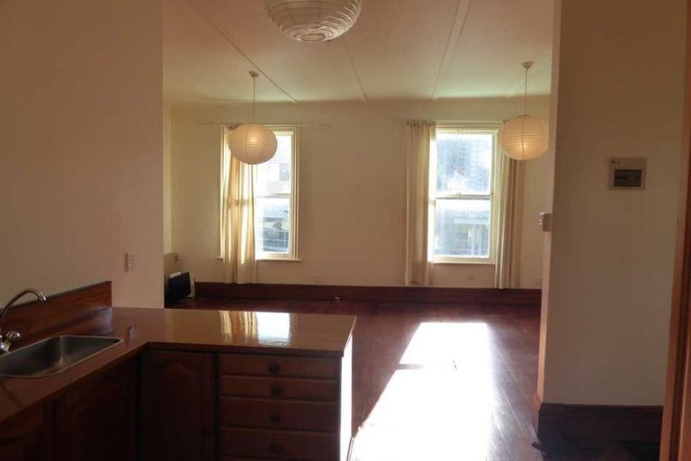 Photo of property in 1 Riddiford Street, Newtown, Wellington, 6021