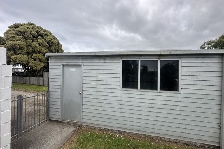 Photo of property in 36 Polson Street, Castlecliff, Whanganui, 4501