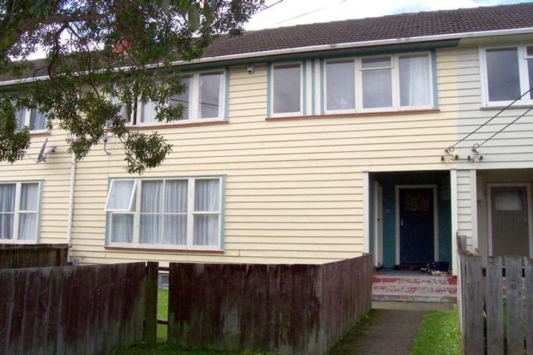 Photo of property in 108 Whites Line East, Waiwhetu, Lower Hutt, 5010