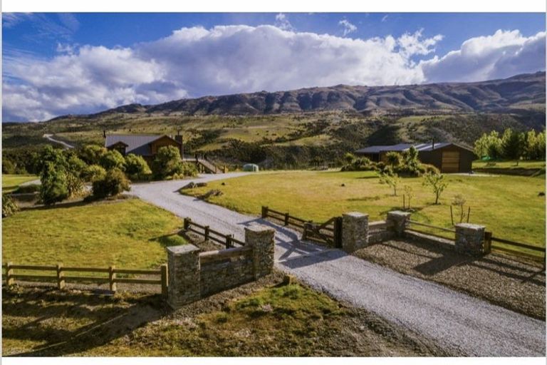 Photo of property in 86 Riverview Road, Queensberry, Cromwell, 9383