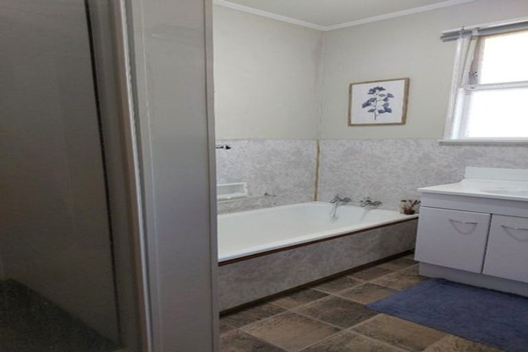 Photo of property in 11 Carol Place, Otumoetai, Tauranga, 3110