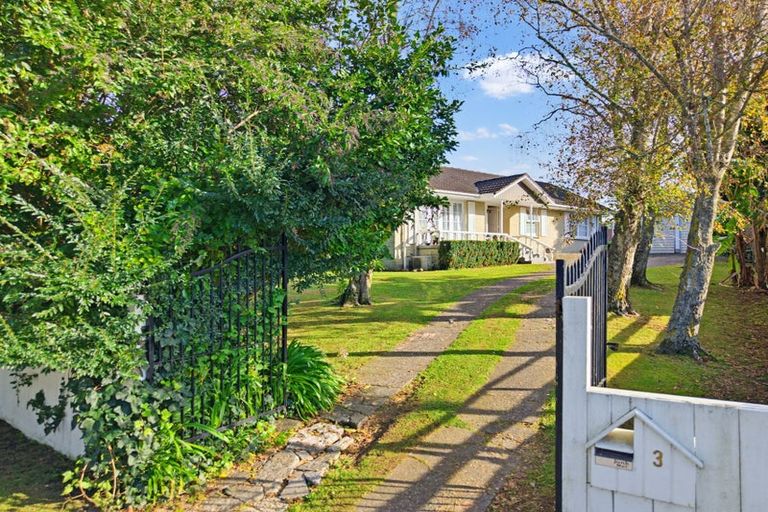 Photo of property in 3 Joanna Place, Deanwell, Hamilton, 3206