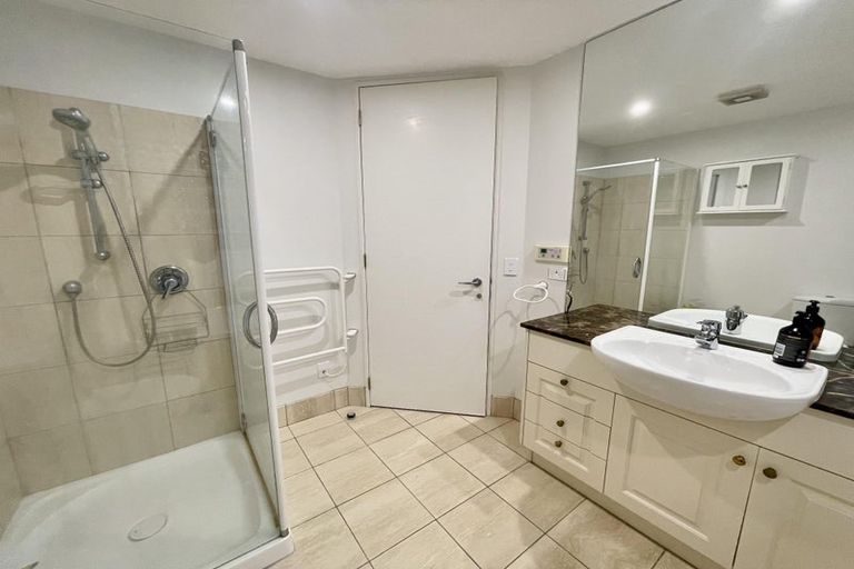 Photo of property in 13/22u Oriental Terrace, Oriental Bay, Wellington, 6011
