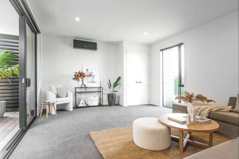 Photo of property in 2 Shearwater Lane, Point Wells, 0986