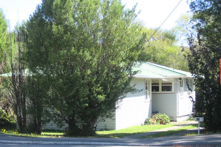 Photo of property in 18 Maymorn Road, Te Marua, Upper Hutt, 5018