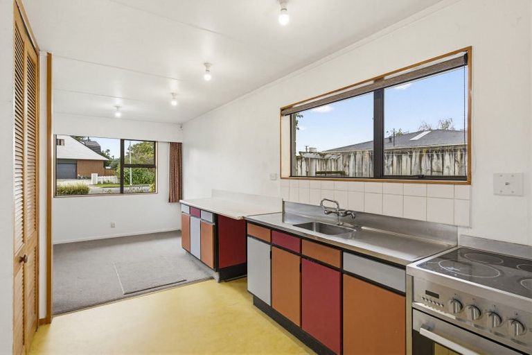Photo of property in 94 Kennedy Drive, Levin, 5510