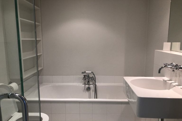 Photo of property in The Woods, 12u 9 Dublin Street, Queenstown, 9300