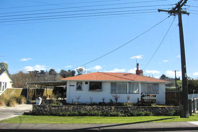 Photo of property in 11 Mcgreevy Street, Waipawa, 4210
