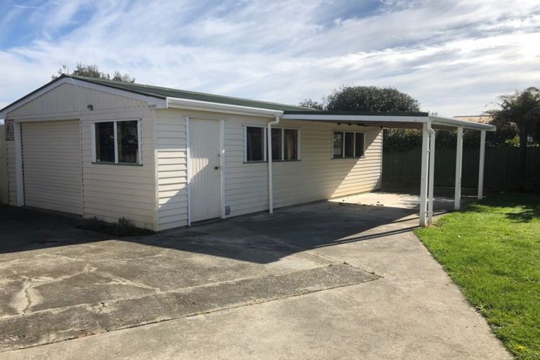 Photo of property in 5 Ross Street, Levin, 5510