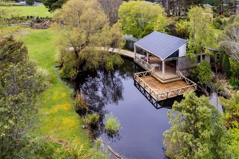 Photo of property in 173-181 Dunns Road, Otatara, Invercargill, 9879