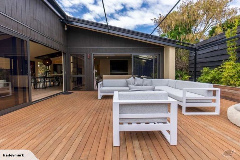 Photo of property in 109c Moncks Spur Road, Redcliffs, Christchurch, 8081