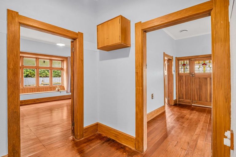 Photo of property in 17 Sussex Street, Levin, 5510