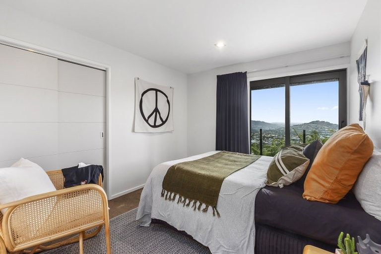 Photo of property in 24 Mewburn Rise, Karori, Wellington, 6012