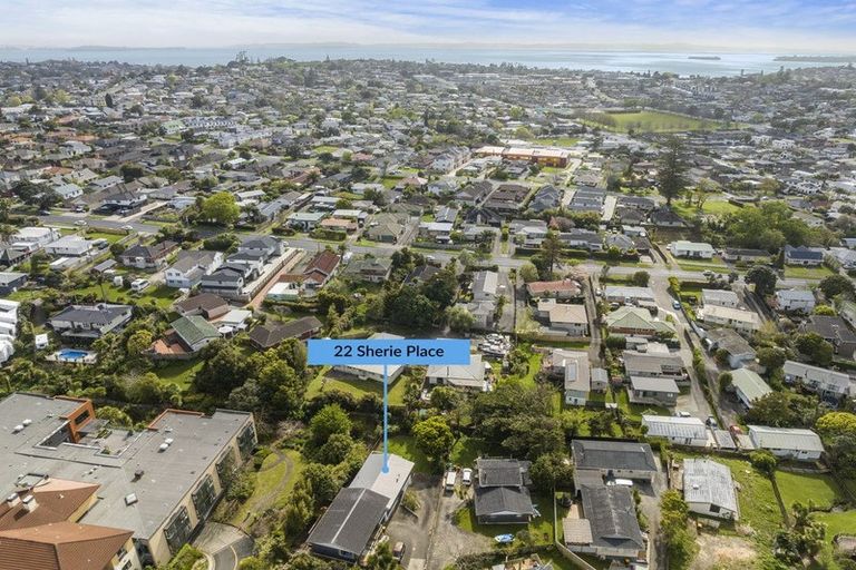 Photo of property in 2/22 Sherie Place, Howick, Auckland, 2014