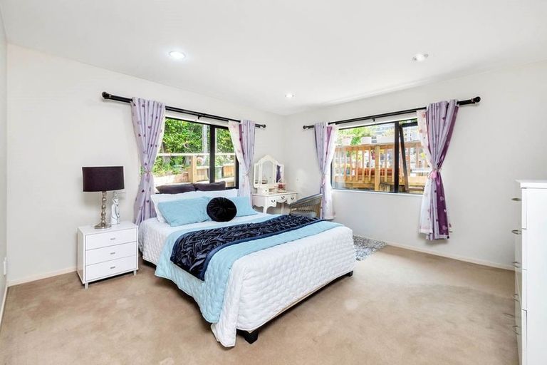 Photo of property in 70d Glengarry Road, Glen Eden, Auckland, 0602