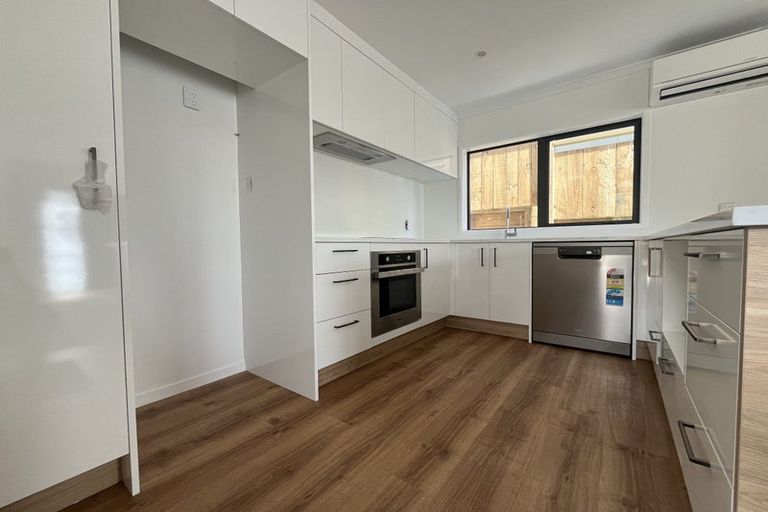Photo of property in 5 Mahoe Street, Tawa, Wellington, 5028