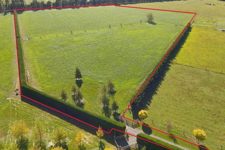 Photo of property in 118 Mairaki Road, Fernside, Rangiora, 7471