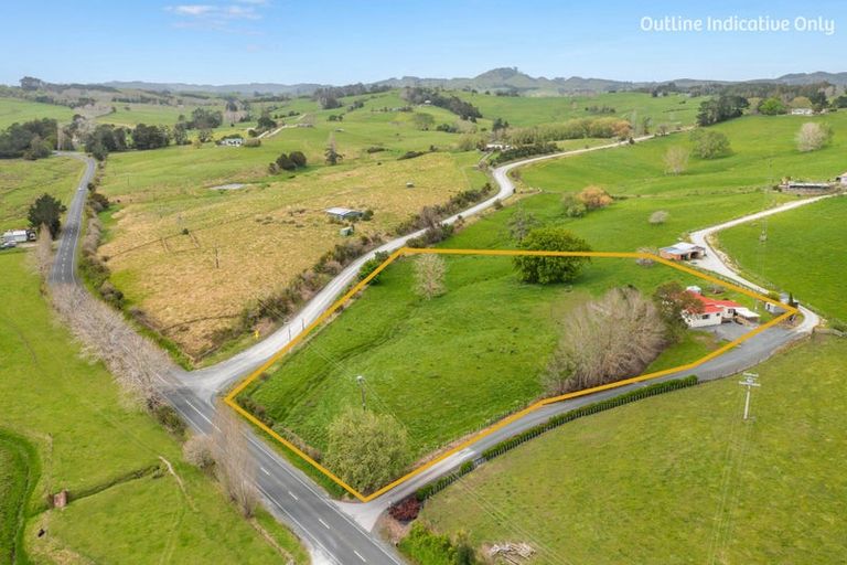 Photo of property in 671 Port Albert Road, Wellsford, 0973