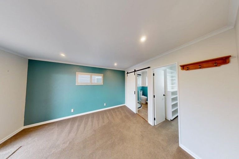 Photo of property in 3 Norna Grove, Waikawa Beach, Levin, 5573