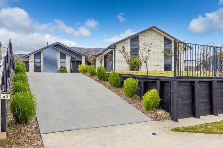 Photo of property in 43 Carlingford Rise, Dinsdale, Hamilton, 3204