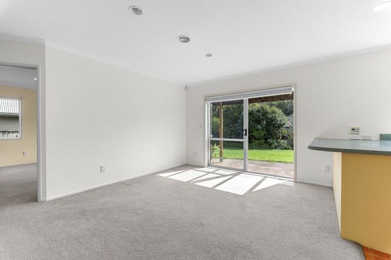Photo of property in 12 Davies Road, Hurdon, New Plymouth, 4310