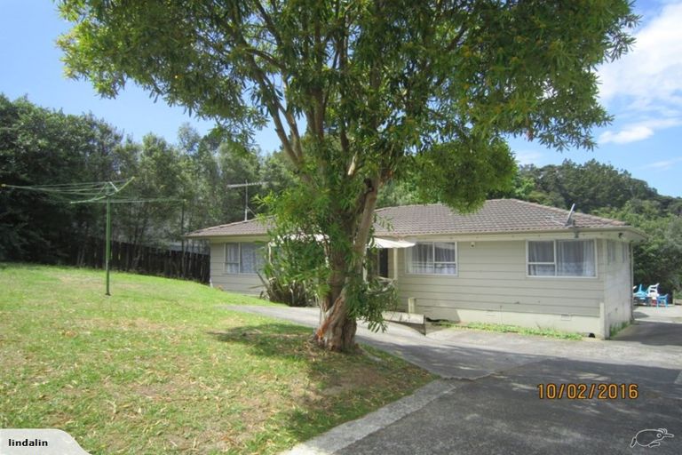 Photo of property in 42 Redwood Drive, Massey, Auckland, 0614