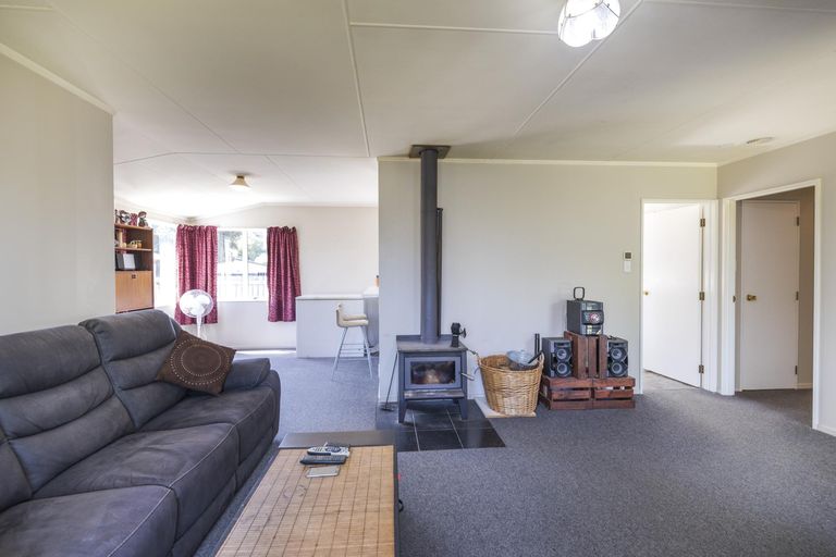 Photo of property in 8 Mercury Street, Milson, Palmerston North, 4414