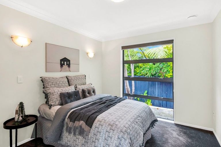 Photo of property in 185 Te Moana Road, Waikanae, 5036