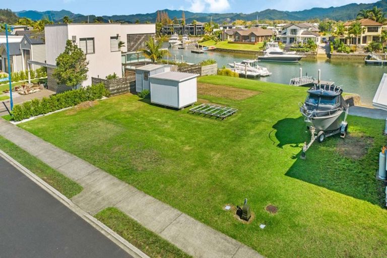 Photo of property in 19 Kupe Drive, Whitianga, 3510
