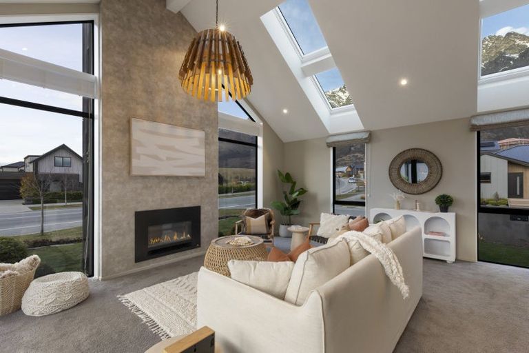 Photo of property in 41 Jack Hanley Drive, Jacks Point, Queenstown, 9371