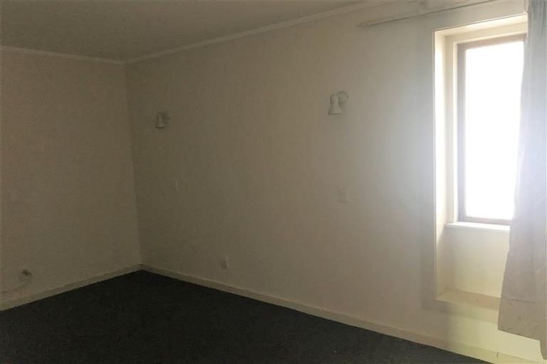 Photo of property in 5 Balfour Street, Mornington, Wellington, 6021