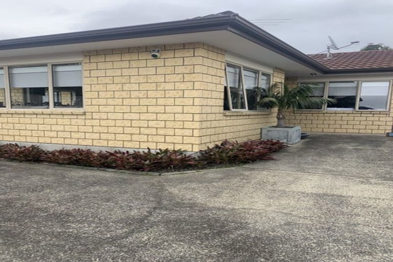 Photo of property in 11a Grainger Road, Te Atatu South, Auckland, 0610