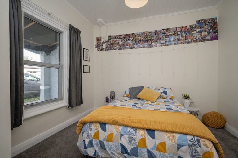 Photo of property in 22 Clutha Street, Alexandra, 9320