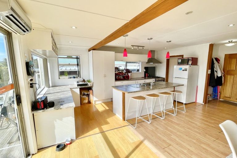 Photo of property in 94 Jamaica Drive, Grenada North, Wellington, 5028