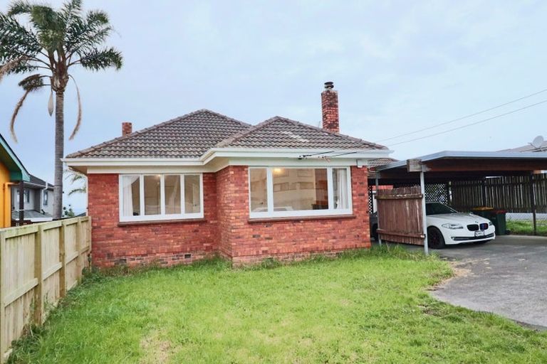 Photo of property in 182 Bucklands Beach Road, Bucklands Beach, Auckland, 2012
