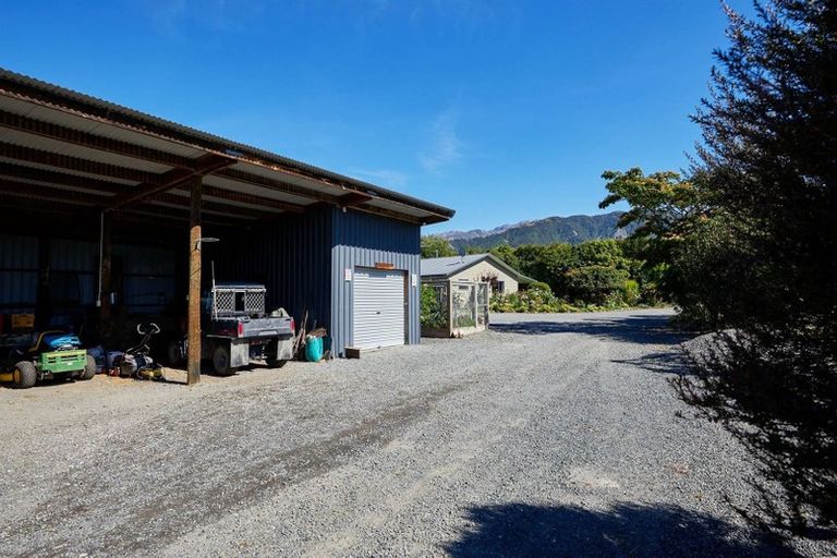 Photo of property in 887 Inland Road, Inland Road, Kaikoura, 7373