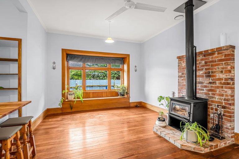 Photo of property in 17 Sussex Street, Levin, 5510