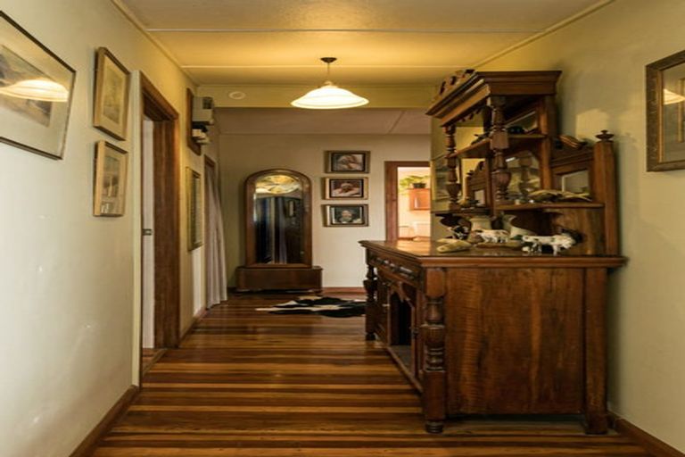 Photo of property in 11 Smith Street, Waipukurau, 4200