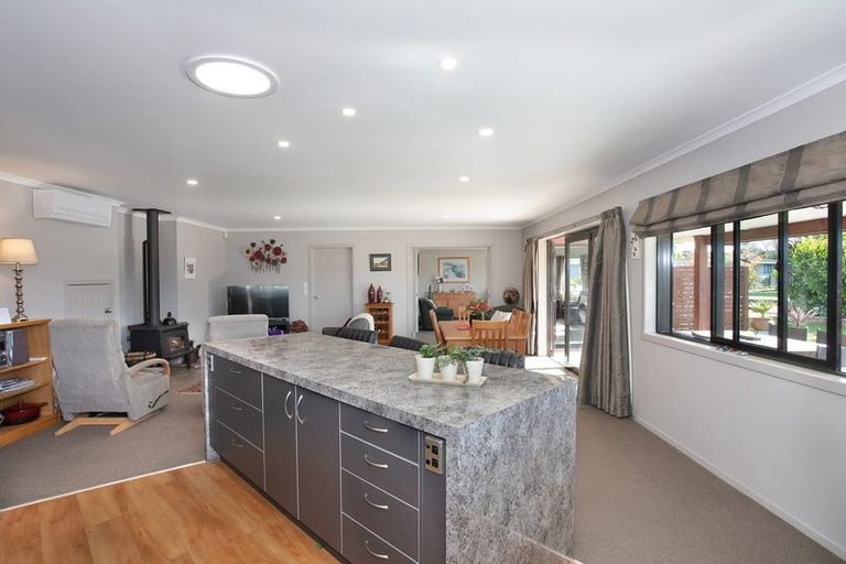 Photo of property in 7 Melody Place, Marton, 4710