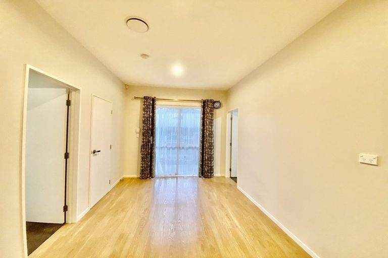 Photo of property in 32 Charlestown Drive, Flat Bush, Auckland, 2019