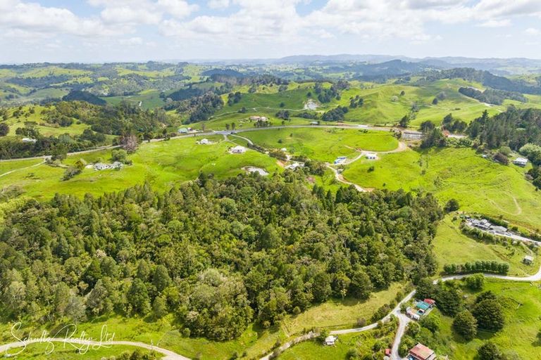 Photo of property in 1713 State Highway 12, Paparoa, 0571
