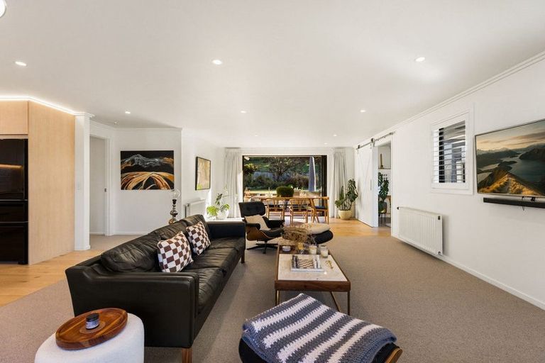 Photo of property in 28 Quill Street, Lake Hayes, Queenstown, 9304