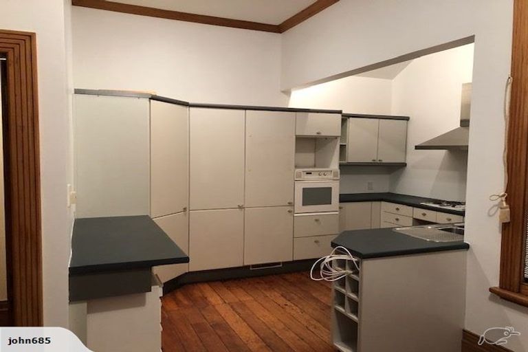 Photo of property in 10u4 Hobson Crescent, Thorndon, Wellington, 6011