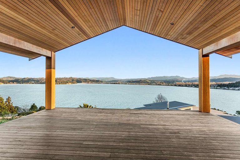 Photo of property in 4 Harbour Lights Terrace, Whitianga, 3592